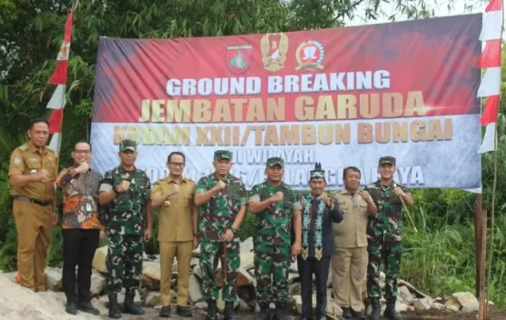Kodim 1016/Plk Bangun Jembatan Perintis Garuda di Kecamatan Bukit Batu