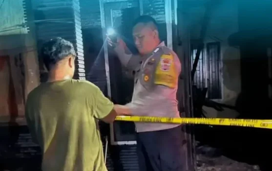 Rumah di Perumahan Yudi Idola Sampit Ludes Terbakar