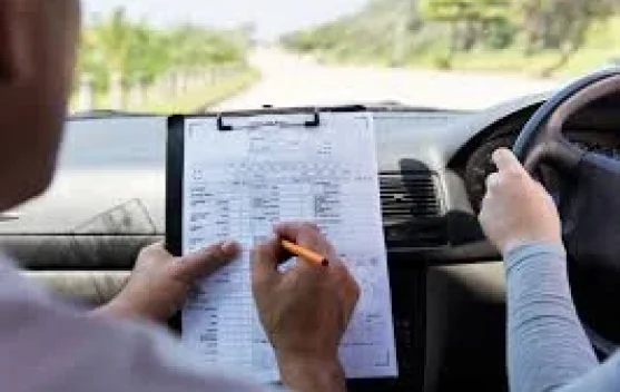 Profesi Instruktur Mengemudi Makin Cuan