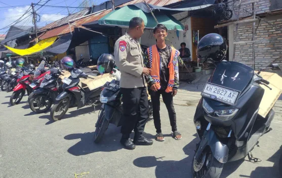 Polsek Pahandut  Ingatkan Jukir Pasar Besar