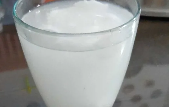 Batasi Konsumsi Air Kelapa Berlebih