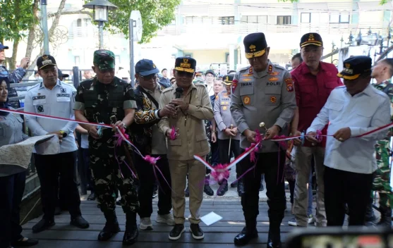 Gubernur Kalteng Resmikan Waterfront City Kapuas