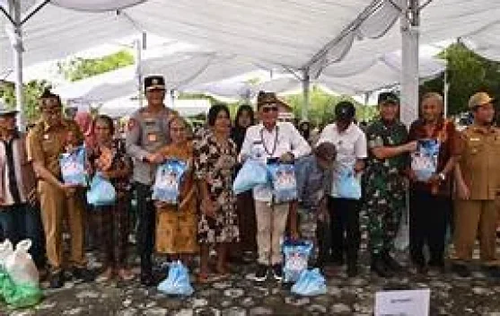 Gubernur Kalteng Panen Raya Padi di Kapuas