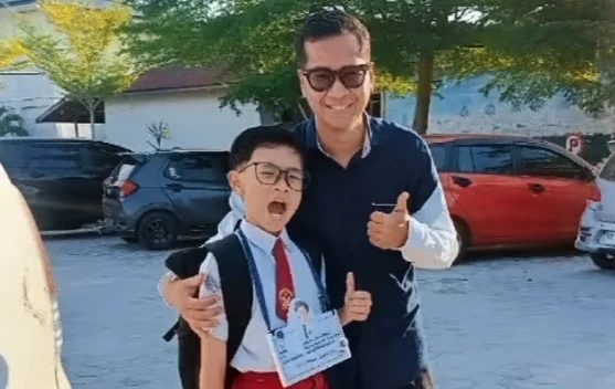 Gerakan Ayah Mengantarkan Anak Sekolah, Kaum Bapak Palangka Raya Merasa Bangga