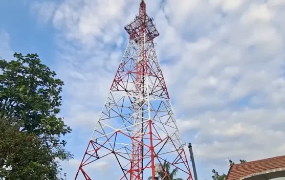 Geger, IRT Panjat Tower TVRI di Sampit