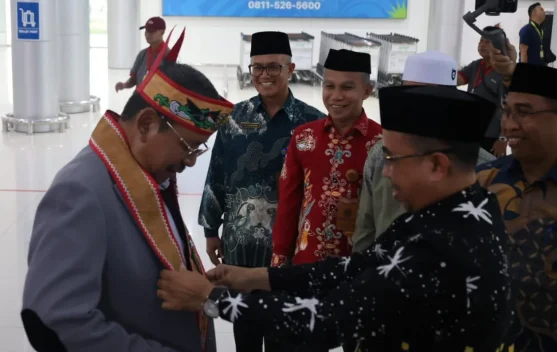 Dirjen Pendis Kemenag Tiba di Palangka Raya, Hadiri Munas hingga Apel Ekoteologi