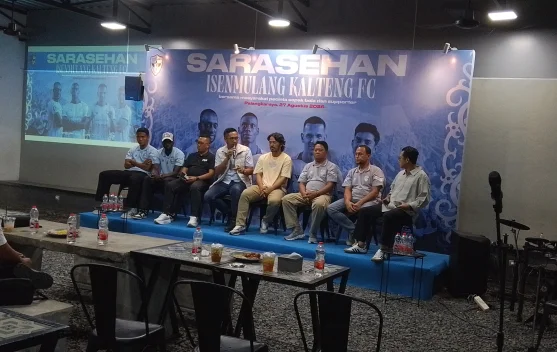 Isenmulang Kalteng FC Resmi Diperkenalkan Kepada Supporter