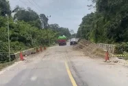 Sempat Ambruk, Jalan Trans Kalimantan Kereng Pangi Bisa Dilintasi