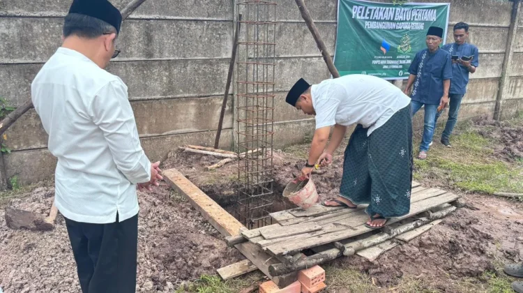 CNG Hilir Raya Bangun Gapura Ponpes MINA Sugiwaras