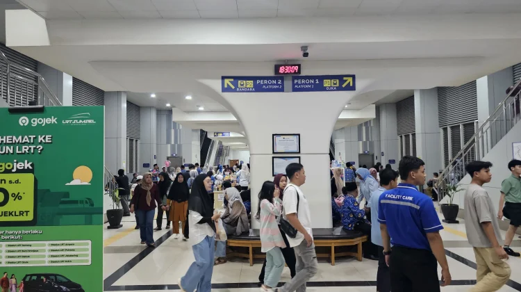 LRT Sumsel Bolehkan Penumpang Buka Puasa di Kereta, Ini Syaratnya