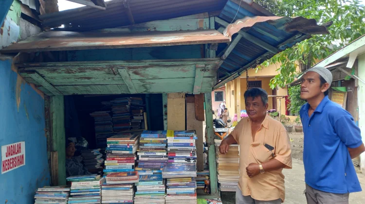 Kurikulum Berganti, Omzet Buku Bekas Tergerus