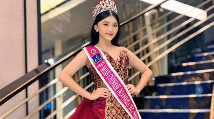 Queen Ivena Maknai Imlek dengan Tradisi dan Kebersamaan