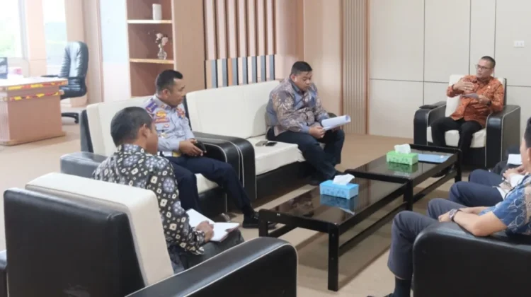 Sekda OKU Selatan Tuntut Percepatan Perbaikan Jalan