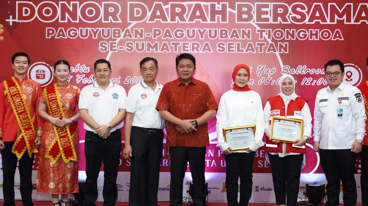 Gubernur Sumsel Tinjau Donor Darah PSMTI di Palembang
