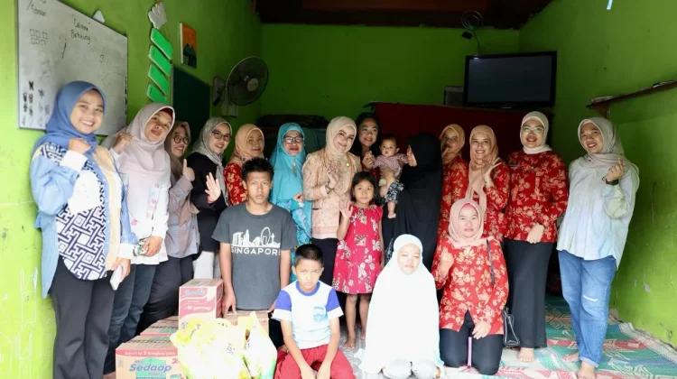 Ramadan Jadi Momentum DWP Diskominfo Palembang Berbagi