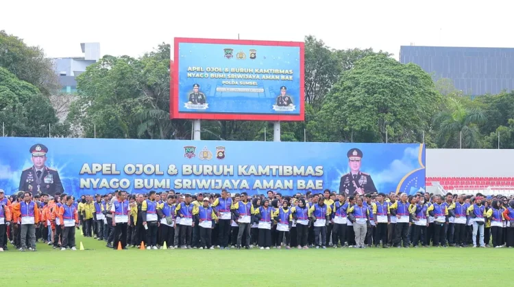 Kapolri Pimpin Apel 5.000 Ojol dan Buruh Jaga Kamtibmas Palembang