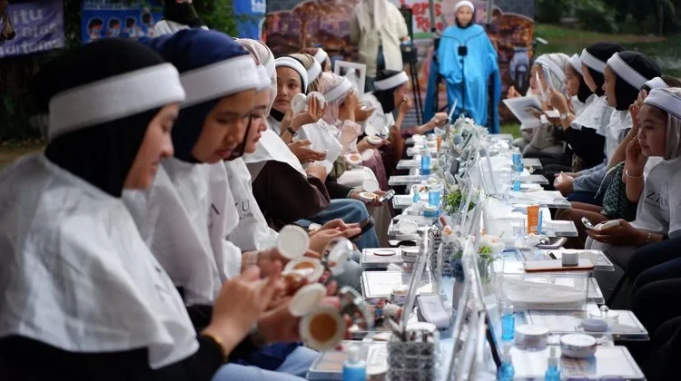 Hijabers Serenity Ride Warnai Ngabuburit Komunitas Scoopy