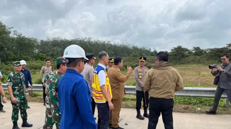 Kapolres Banyuasin Tinjau Kesiapan Tol Palembang–Betung jelang Mudik