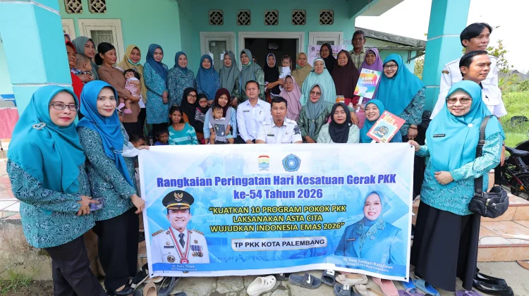 TP PKK Palembang Jemput Bola Layani Warga Sakit di Rumah