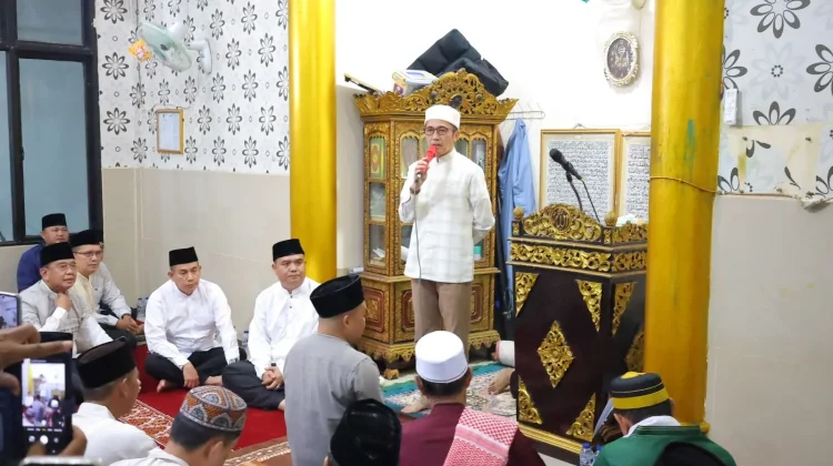 Safari Ramadhan, Wali Kota Palembang Ingatkan Masalah Sampah
