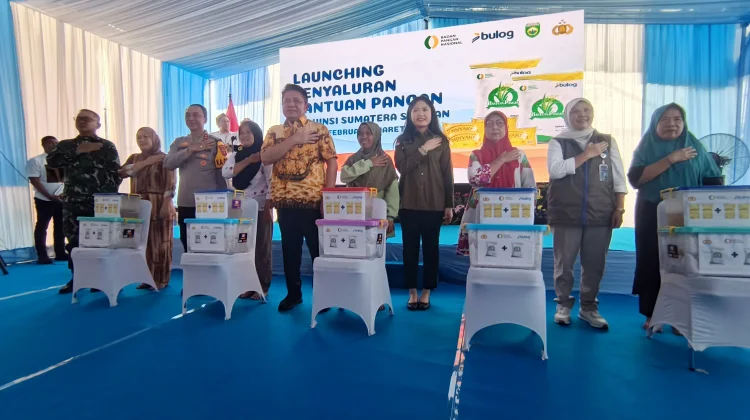 Pemprov Sumsel Salurkan Bantuan Pangan dan Gelar Pasar Murah