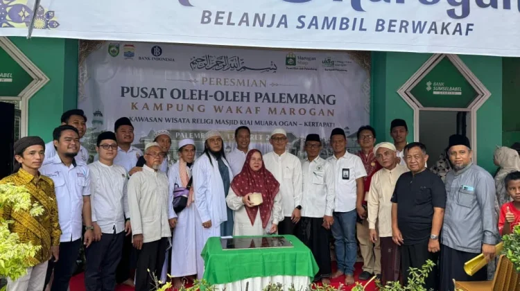 Pusat Oleh-Oleh Kampung Wakaf Marogan Gerakkan Ekonomi Warga