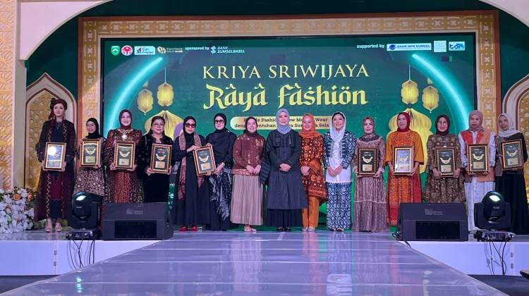 Dekranasda Sumsel Gelar Parade Busana Muslim Kriya Sriwijaya