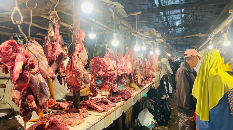 Pedagang Daging Sapi Siapkan Stok jelang Lonjakan Pembeli