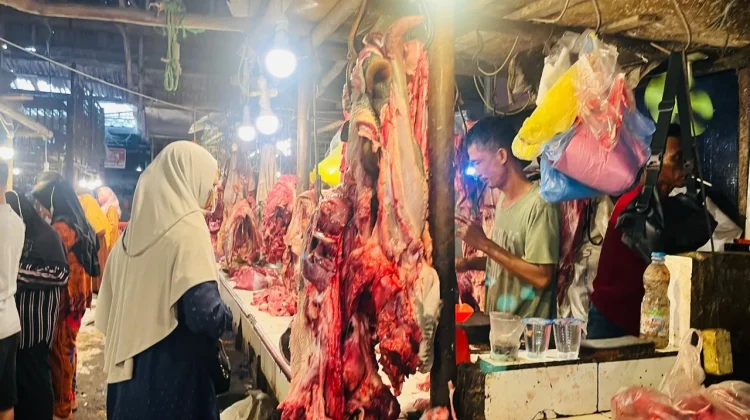 Pedagang Daging Sapi Siapkan Stok jelang Lonjakan Pembeli