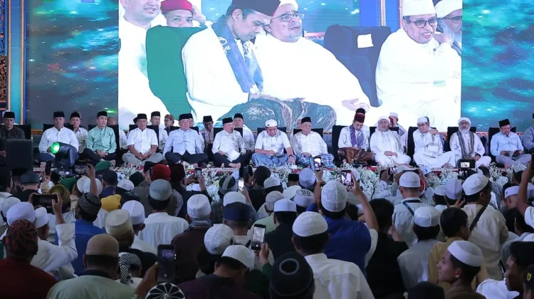 Tokoh Agama dan Pejabat Hadiri Doa 40 Hari Halim Ali