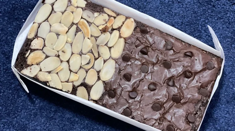 Fudgy Brownies Favorit Hampers Lebaran