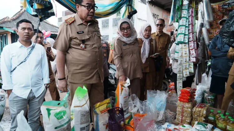 Sidak Pasar, Pemkab Banyuasin Pastikan Stok Pangan Aman jelang Lebaran