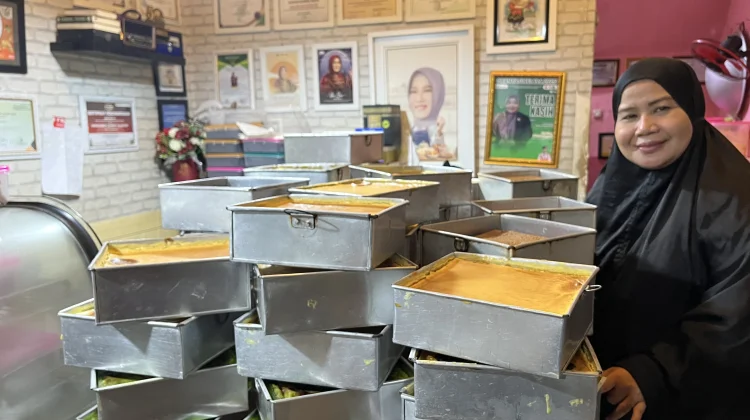Penjualan Kue Basah Khas Palembang Meningkat jelang Lebaran