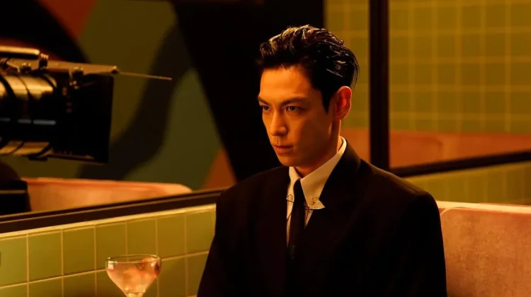 T.O.P Kembali Bersinar lewat Another Dimension