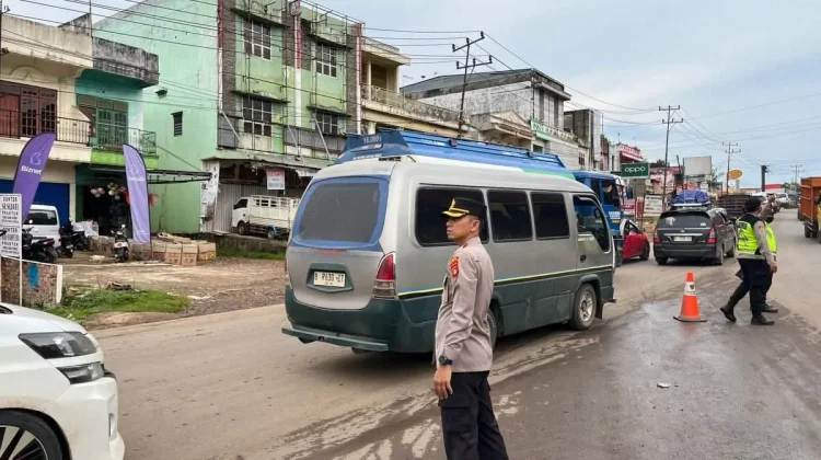 Urai Kepadatan Jalintim Betung, Polisi Terapkan Rekayasa Lalulintas