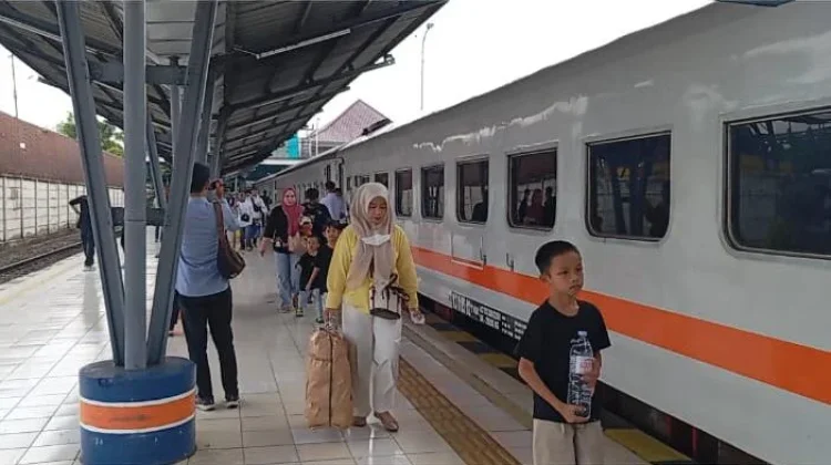 KAI Palembang Catat 77.500 Penumpang Selama Lebaran