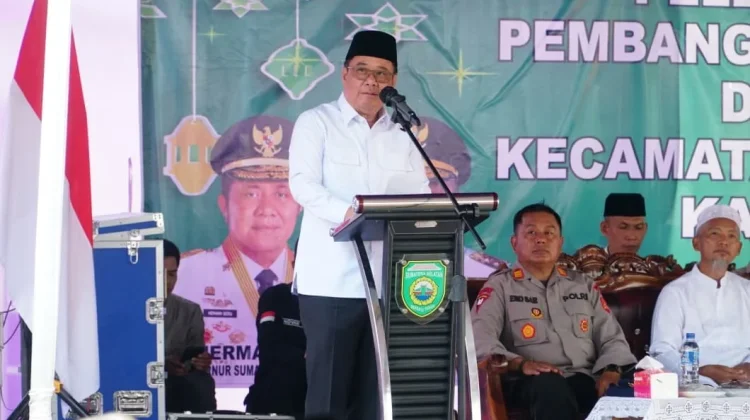 Wagub Sumsel Letakkan Batu Pertama Masjid Baitul Huda di OKU Timur