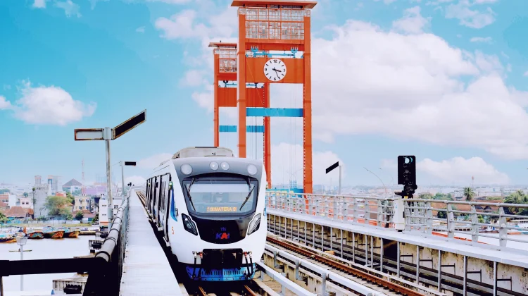 Penumpang LRT Sumsel Naik, Indikator Transportasi Maju