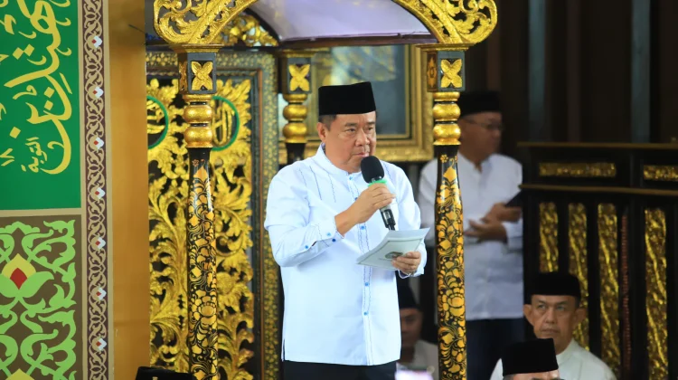 Cik Ujang Hadiri Doa 40 Hari Alex Noerdin