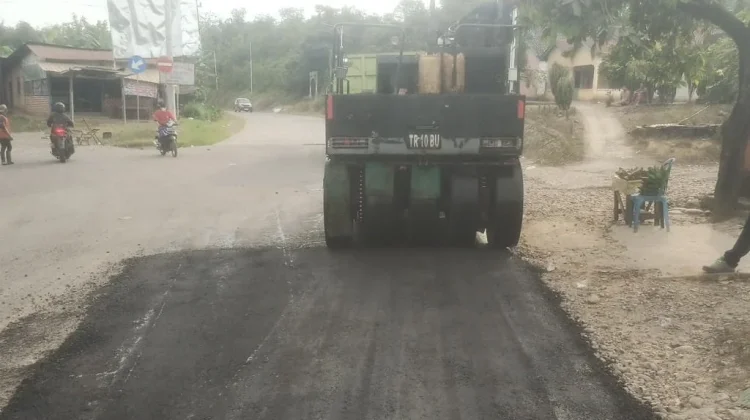 Perbaikan Dimulai, Jalan Muara Enim-Sugih Waras Ditarget 94 Persen Mantap