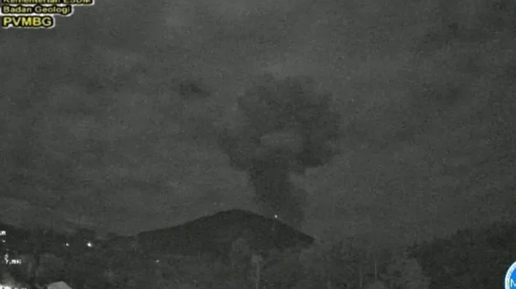 Erupsi Gunung Dempo, Warga Diminta Jauhi Radius 1 Km