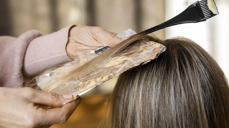 Mewarnai Rambut dan Berhias dalam Perspektif Islam