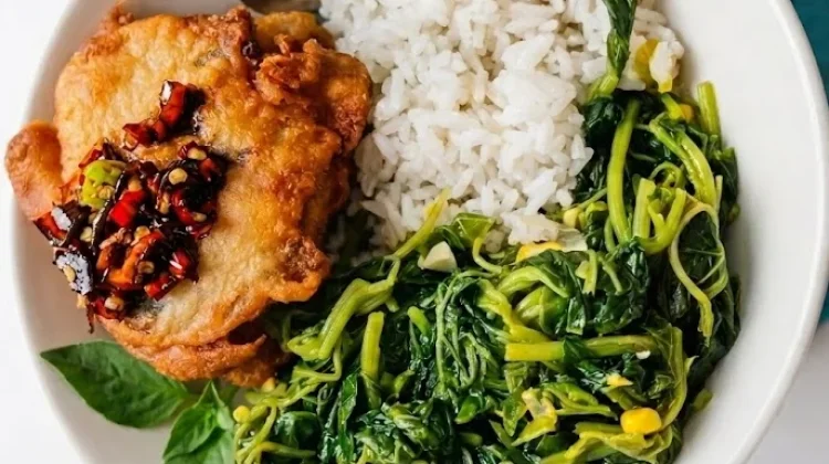 Bayam: Sayur Hijau Sederhana Kaya Manfaat untuk Keluarga.