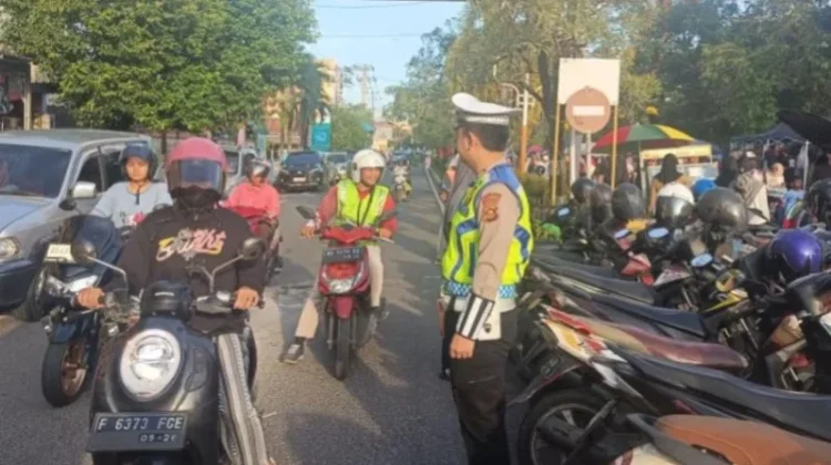 Polisi Kawal Car Free Day Baturaja, Arus Lalu Lintas Berjalan Tertib