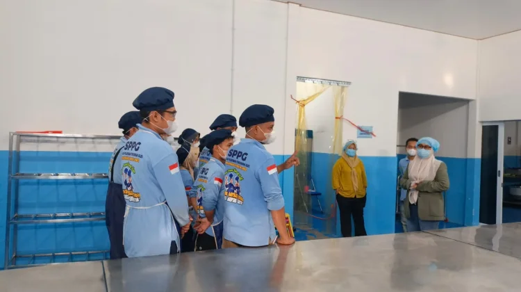 Tri Yulia Gerakkan Dapur MBG, Upaya Nyata Tekan Stunting di Sumsel