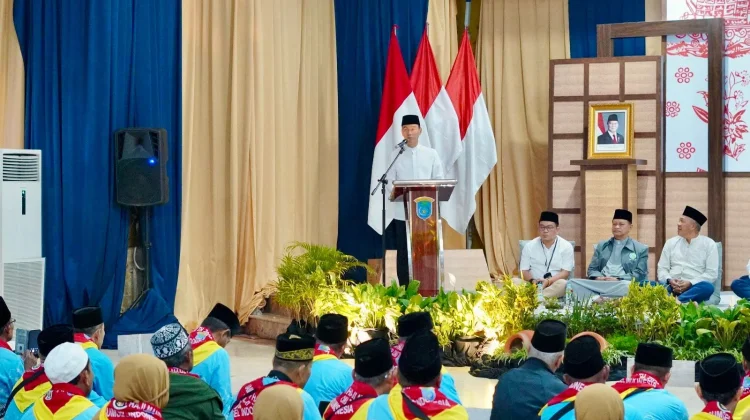 Bupati OKI Lepas 217 Jemaah Haji, Ingatkan Jaga Kekompakan