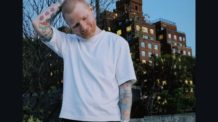 Ed Sheeran Tampil Plontos, Sebut Simbol Awal Hidup Baru