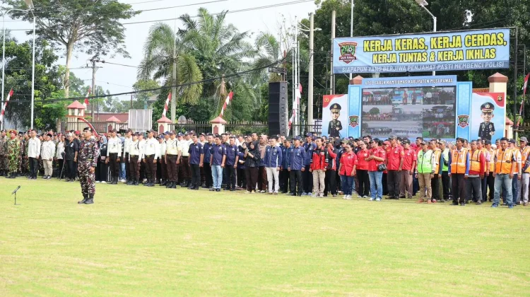 Perkuat Sinergitas, Kapolda Sumsel Pimpin Apel Sabuk Kamtibmas di Musi Rawas