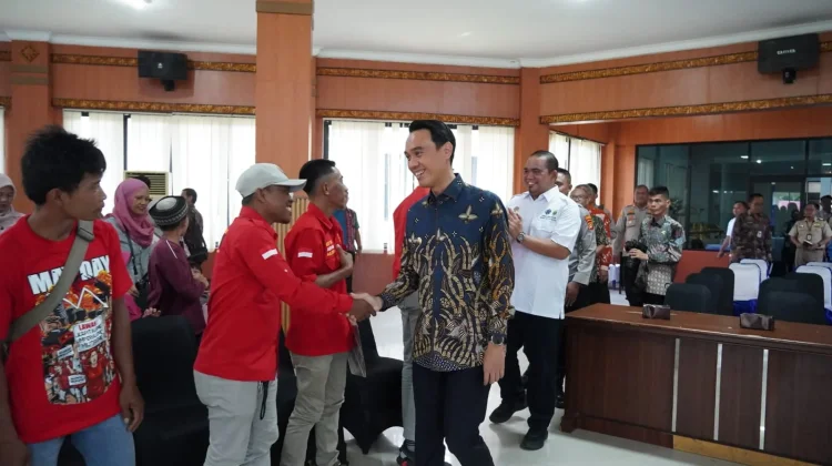 Buruh OKI Sampaikan Tujuh Tuntutan lewat Dialog May Day
