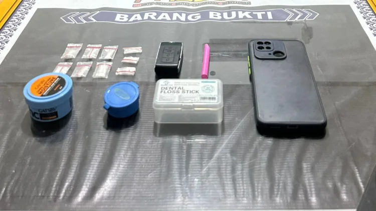 Polres Banyuasin Amankan Sopir Pembawa Sembilan Paket Sabu